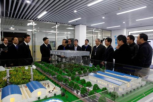 说明: http://www.yau.edu.cn/__local/F/F3/C4/70560B957554CBE213E46A977C7_279A59D5_75996.jpg