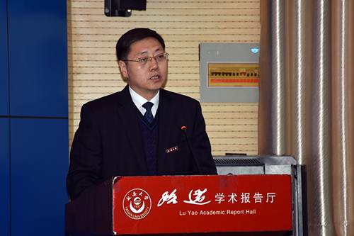 说明: http://www.yau.edu.cn/__local/9/EF/A2/7625619590264136D741D64D1CE_95ED8847_511FA.jpg