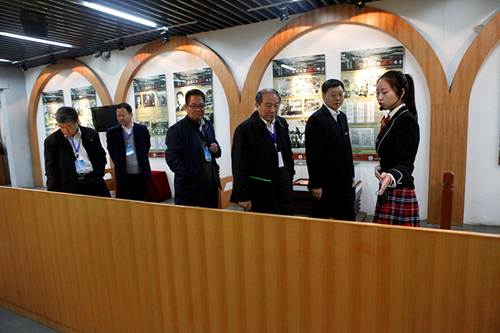说明: http://www.yau.edu.cn/__local/8/8C/C1/7C8A4DCBF1B96FC0838861234C7_B73B088C_5E9EF.jpg